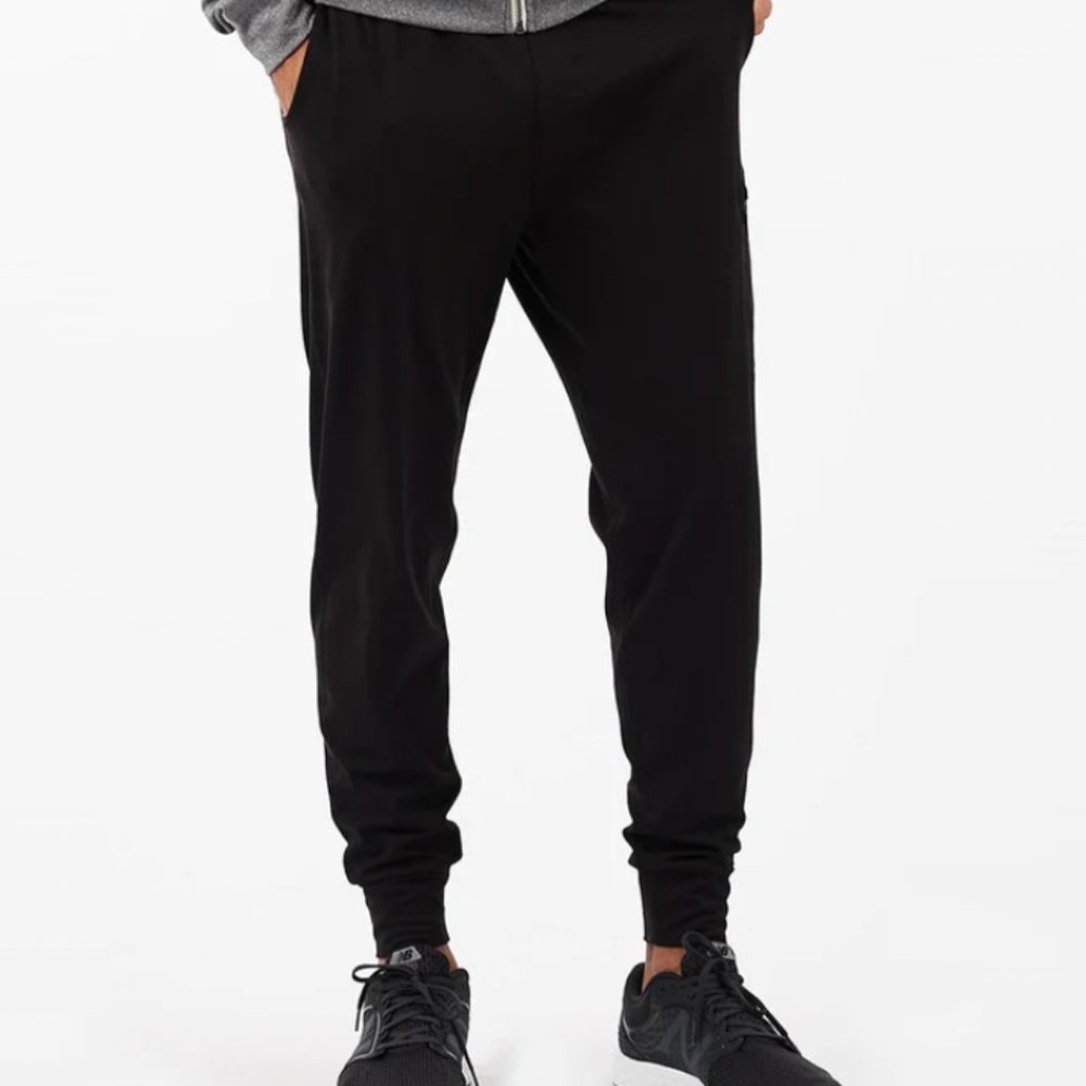 Vuori - Sunday Performance Jogger in 'Black'